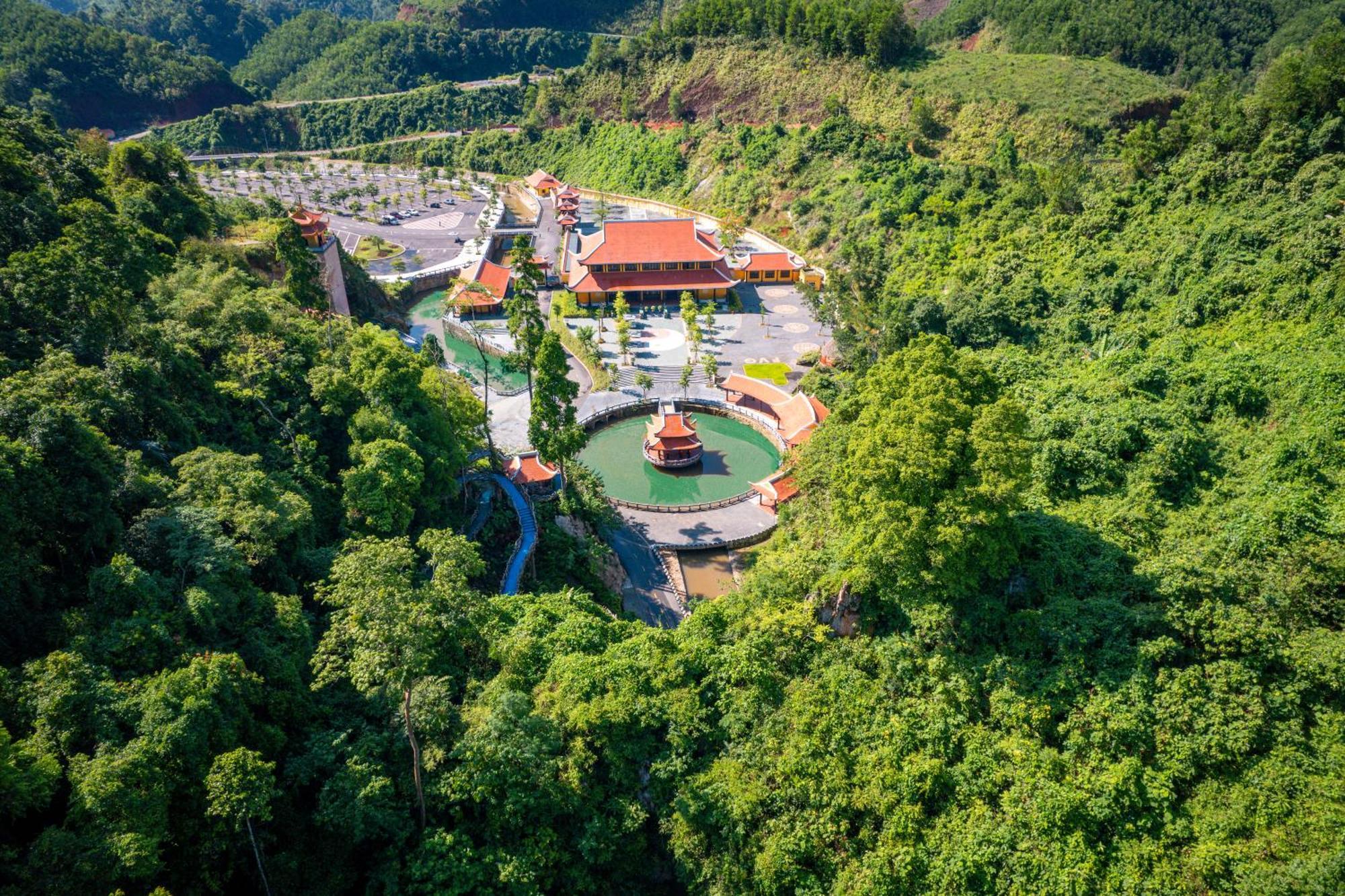 Hotel Fivitel Cong Troi Dong Giang - Fivitel Dong Giang Heaven'S Gate Exterior foto